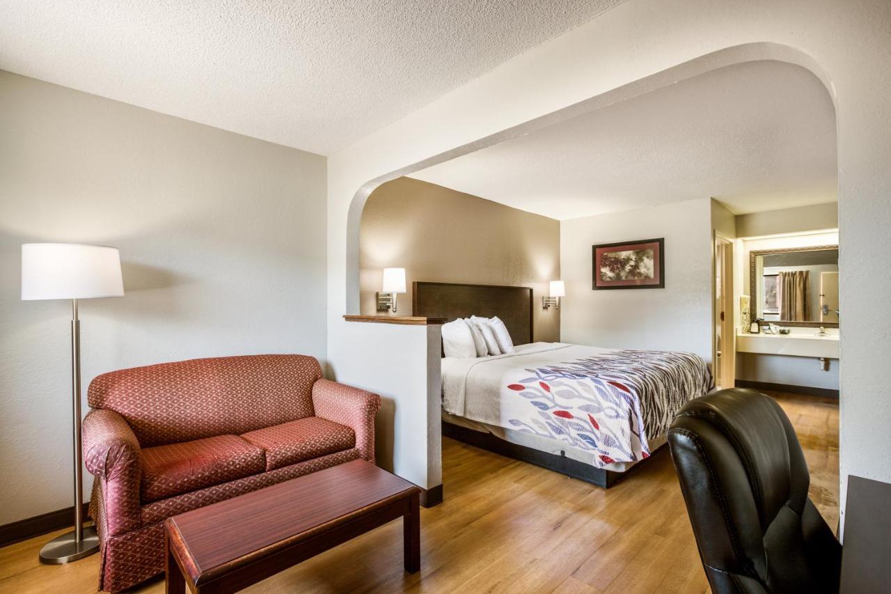 Red Roof Inn Fayetteville I-95 Extérieur photo